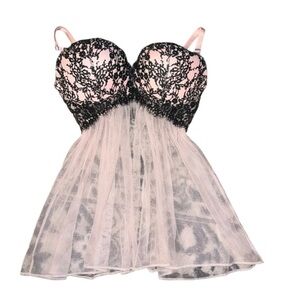{EUC Victoria's Secret Push Up Chemise Bustier Baby Pink Mesh Black Lace 36D}